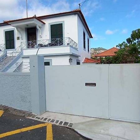 Bus Stop House 82 Funchal  Exterior foto